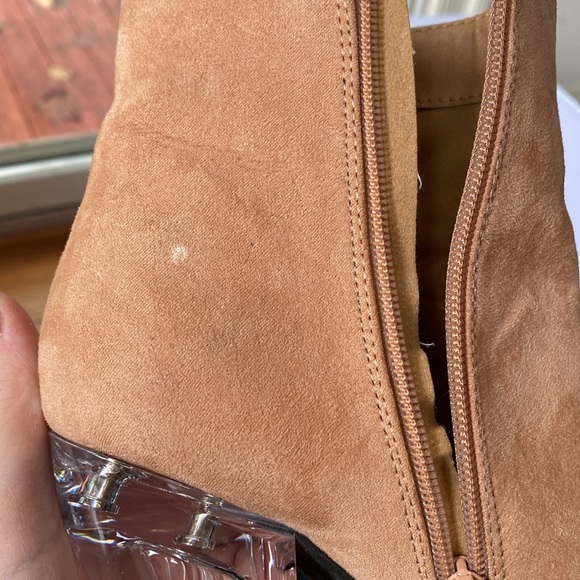 Tan Faux Suede Booties, maybe sz 61/2 to 7, 4 in acrylic heel, some flaws. - Picture 8 of 10